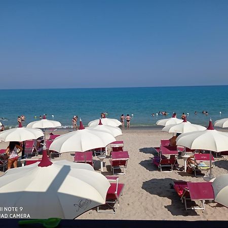 Holiday Homes กัมโปเฟลิเช ดิ โรชเชลลา ภายนอก รูปภาพ